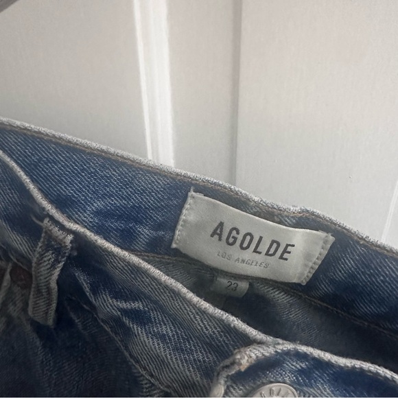 Agolde Fen High Rise Relaxed Taper Jeans in Wander 23 - Picture 10 of 14